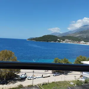 rooms-with-himare.albaniahotels.org/
